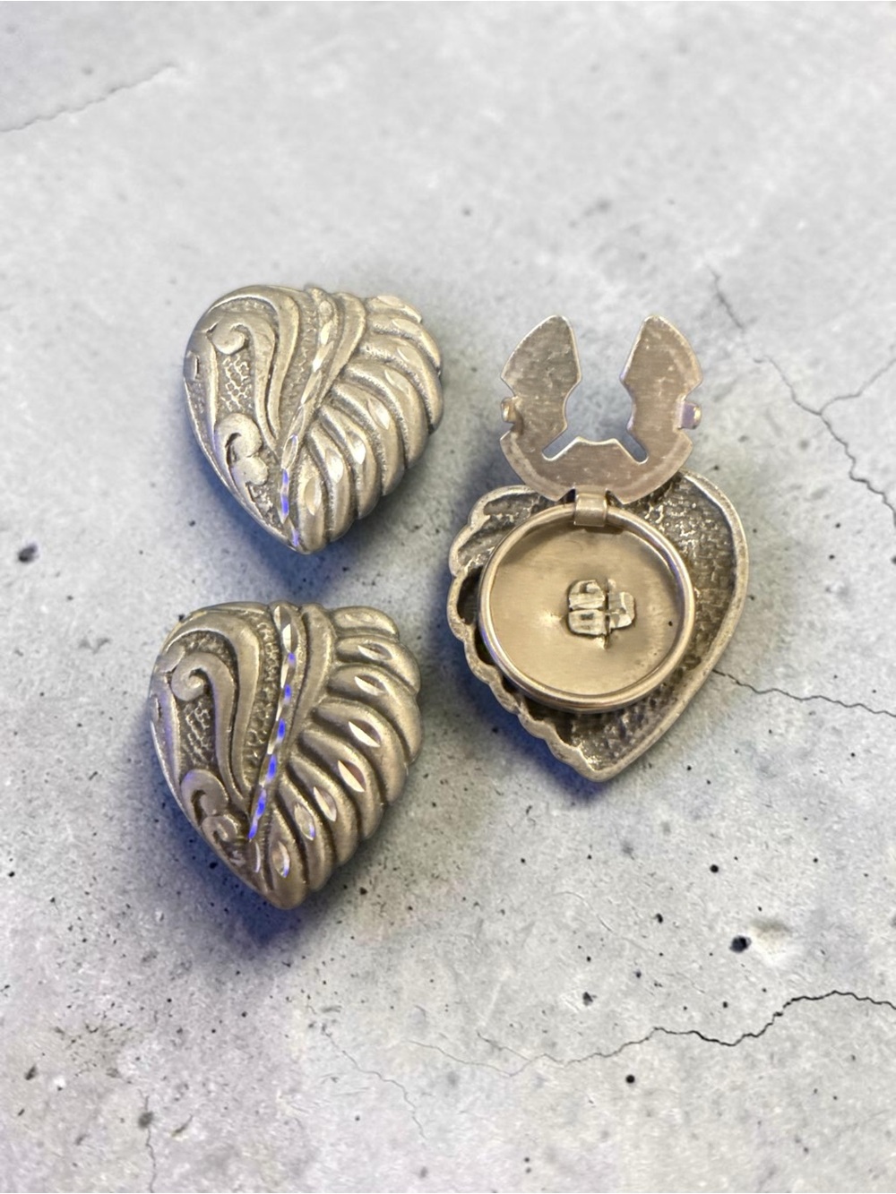 Vintage Button Covers Set of 3 Ornate Leaf Scroll Design Silver Tone